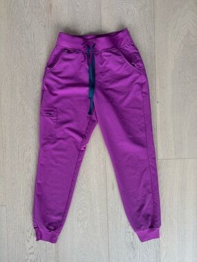 Figs Fuchsia Pink Zamora Joggers
